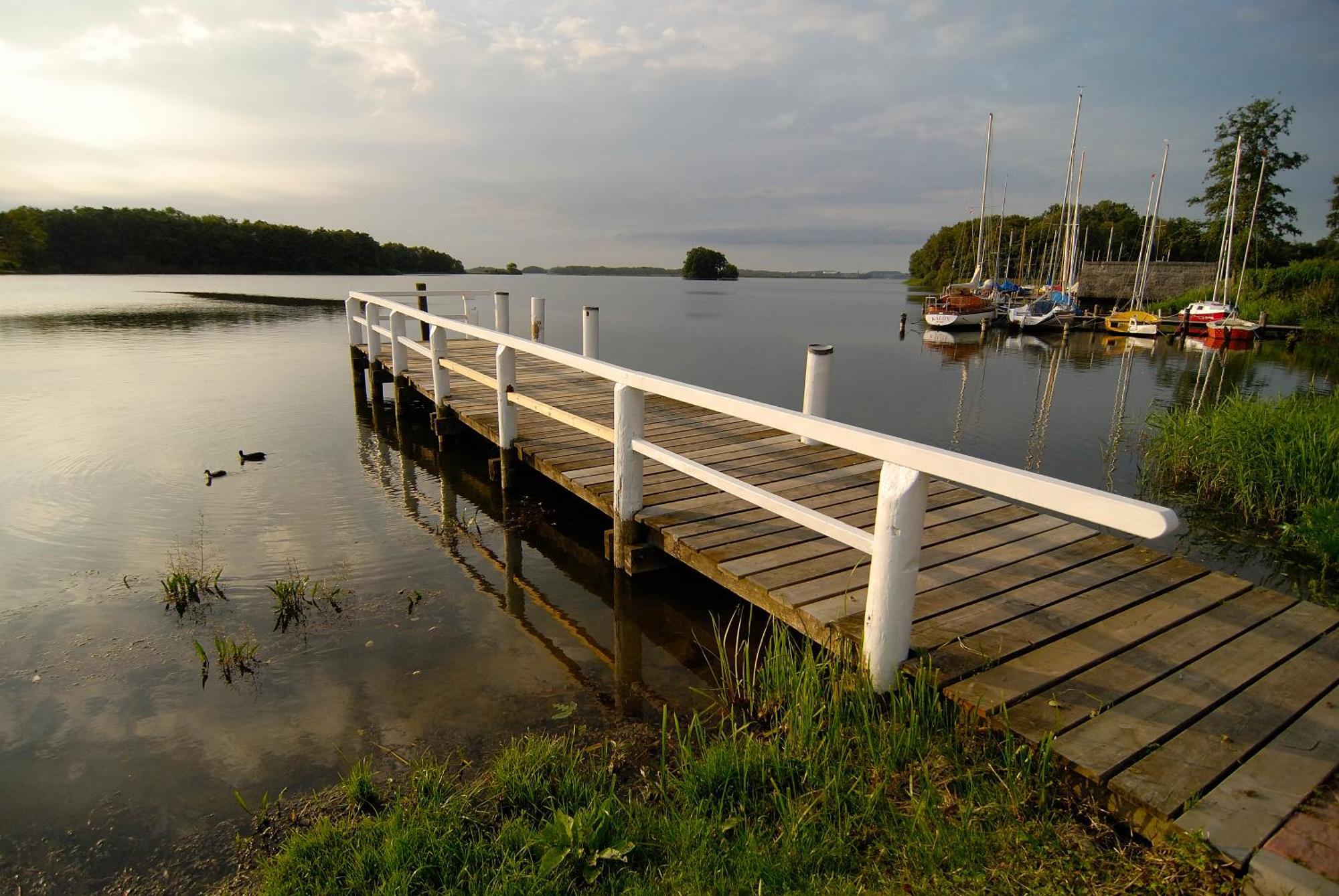 Strauers Hotel Am See Bosau Экстерьер фото